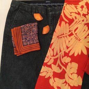 GAP Straight Leg Jeans Like New in 10 Long - Dark Indigo Wash Semi Pleated